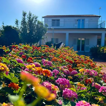 San Leone Con Giardino