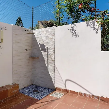 San Leone Con Giardino Villa