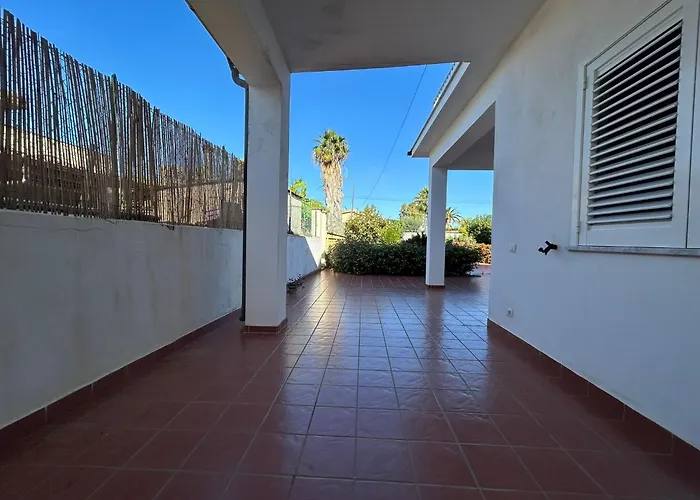 San Leone Con Giardino