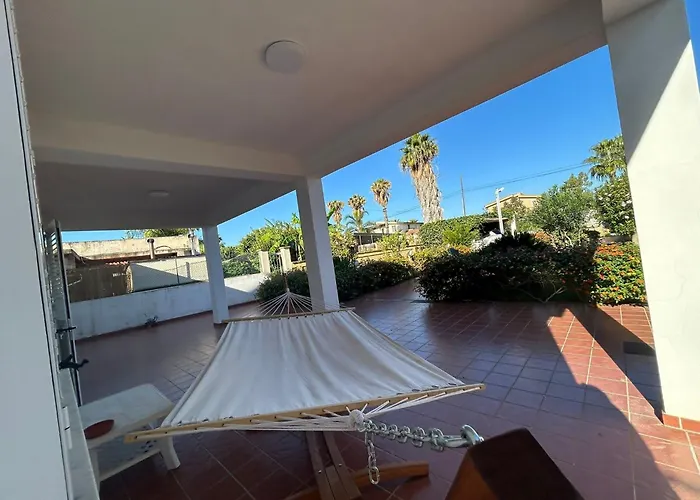 San Leone Con Giardino