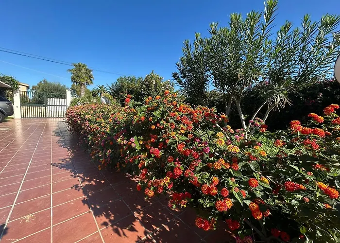 San Leone Con Giardino